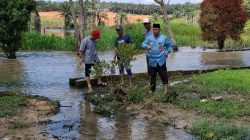 Atasi Banjir di Km 55, Pemkab Akan Membuat Parit Selebar 1 Meter