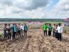 Polsek Pangkalan Kuras Dampingi KUD Sawit Harapan Jaya Tanam Jagung 3 Hektar  Program Ketahanan Pangan